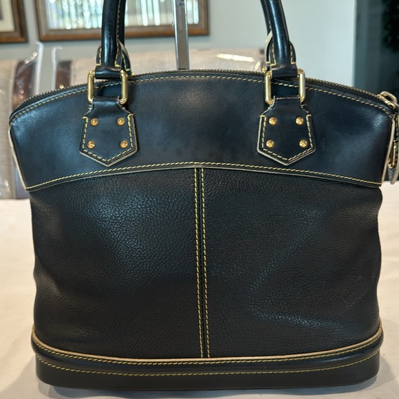 Authentic Louis Vuitton Suhali PM bag - Picture 4 of 13